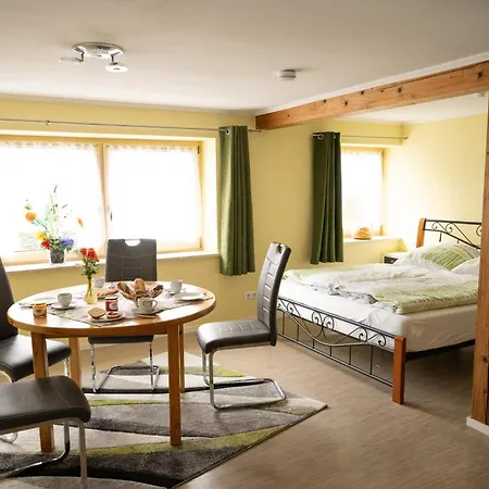 Michlhof Apartman *